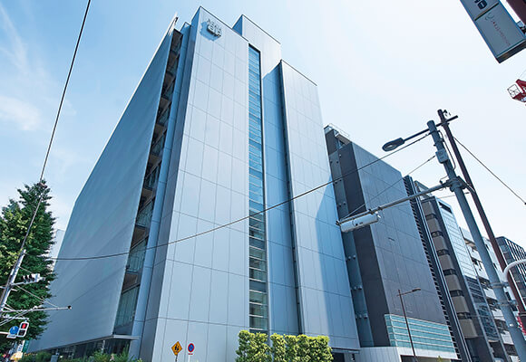 YKK AP株式会社