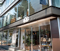 ACME Furniture 目黒通り店